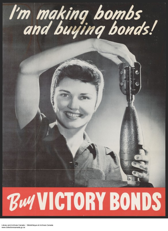 Affiche en couleur avec une photo en noir et blanc d'une femme tenant une bombe dans ses mains avec la légende : « Je fabrique des bombes et j'achète des obligations! ». Sous la photo, en lettres blanches sur fond rouge : « Achetez des obligations de la Victoire ».
